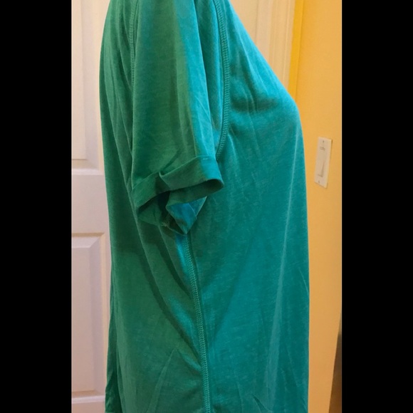 ♦️Athletic Works Green V-Neck Tee | Sz L/G (12-14) | NWT - Picture 4 of 12